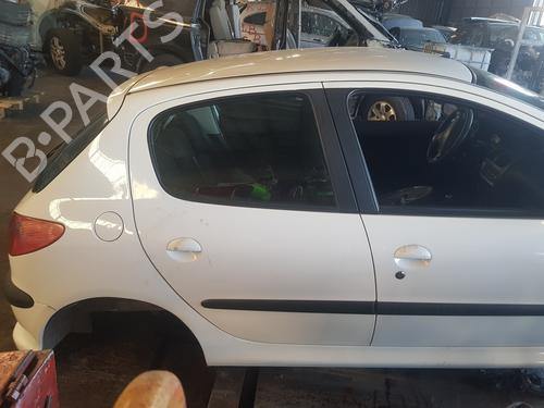 Dør højre bagtil PEUGEOT 206 Hatchback (2A/C) 1.4 HDi eco 70 (68 hp) 19681999