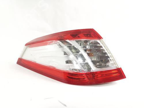 left-taillight-peugeot-508-sw-i-8e_-2010-2011-2012-2013-2014-2015-2016-2017-2018-25286376 main image