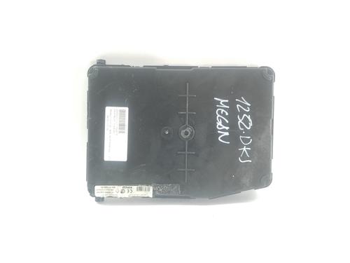 Used Fuse box RENAULT MEGANE II (BM0/1_, CM0/1_) [2001-2012]  28669571