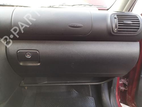 Used Glove box SEAT LEON (1M1) [1999-2006]  30298167