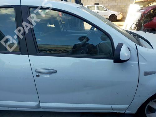right-front-door-dacia-sandero-15-dci-2008-8500172 main image