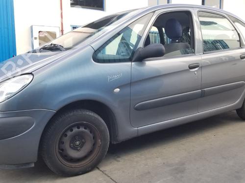 Right headlight CITROËN XSARA PICASSO (N68) 2.0 HDi | BP30389434C29 