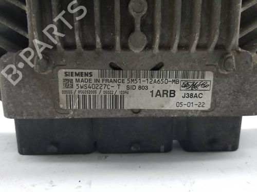 Engine control unit (ECU) FORD FOCUS II (DA_, HCP, DP) 2.0 TDCi | BP30835207M57