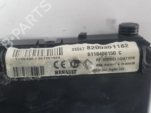 Fuse box RENAULT MEGANE II (BM0/1_, CM0/1_)  | BP28669571E1 