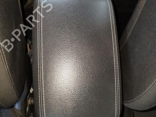 Used Armrest / Center console Armrest / Center console HYUNDAI i30 FASTBACK (PDE, PDEN) [2017-2026] 34224799 34224799
