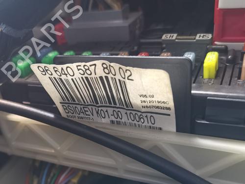 Sikringsdåse PEUGEOT 5008 (0U_, 0E_) [2009-2017]  29705762