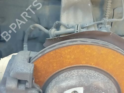 Used Right front steering knuckle BMW 5 Touring (F11) 520 d (184 hp) 15352544