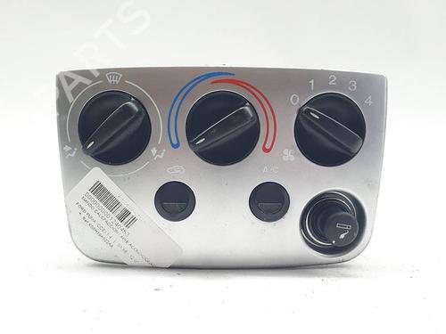 Used Climate control Climate control FORD PUMA (EC_) 1.4 16V (90 hp) 40256706 40256706