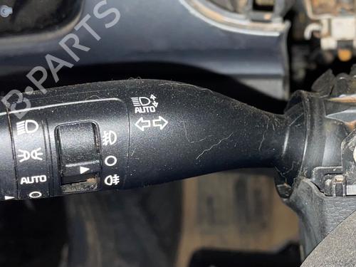 Used Headlight switch KIA STONIC (YB) 1.0 T-GDi Eco-Dynamics+ (101 hp) 30851898