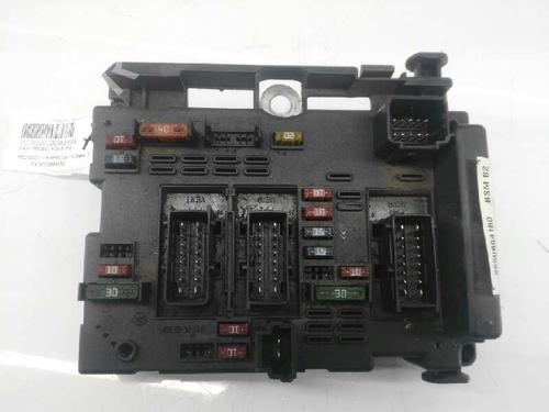 Used Fuse box Fuse box PEUGEOT 206 Hatchback (2A/C) 1.9 D (69 hp) 7073088 7073088