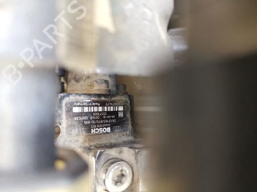 Used Injection pump OPEL INSIGNIA A Sports Tourer (G09) [2008-2017]  32667710