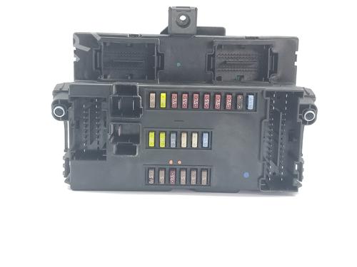 Used Fuse box IVECO DAILY VI Platform/Chassis [2014-2025]  28123818