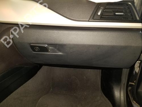 Used Glove box BMW 3 Touring (F31) 318 d (143 hp) 9418787
