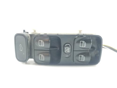 Used Left front window switch MERCEDES-BENZ C-CLASS (W203) [2000-2007]  23552935