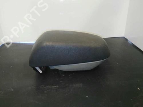 Armrest / Center console KIA CERATO I Hatchback (LD)  | BP7330675I20 