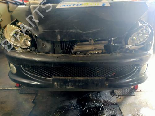 Used Front bumper PEUGEOT 206 CC (2D) 1.6 16V (2DNFUF, 2DNFUR) (109 hp) 8691519