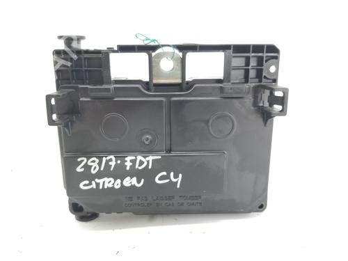 Used Fuse box CITROËN C4 I (LC_) [2004-2014]  27869765