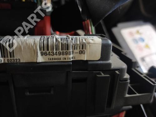 fuse-box-citroen-berlingo-berlingo-first-box-bodympv-m_-19-d-70-mbwjz-mcwjz-9643498980-1996-1997-1998-1999-2000-2001-2002-2003-2004-2005-2006-2007-2008-2009-2010-2011-10371916 main image
