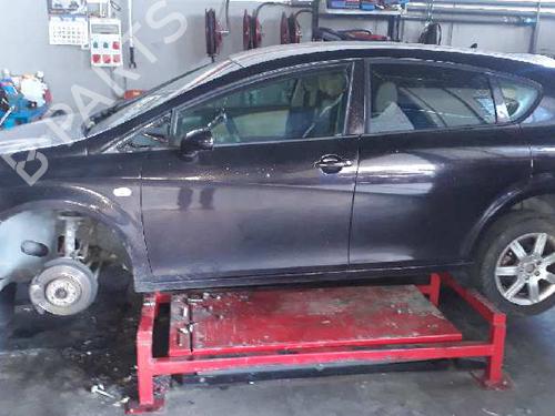 Right mirror SEAT LEON (1P1) 1.9 TDI | BP5157351C27 