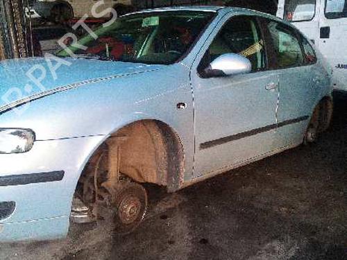 Right taillight SEAT LEON (1M1) 1.9 TDI | BP10103312C35 