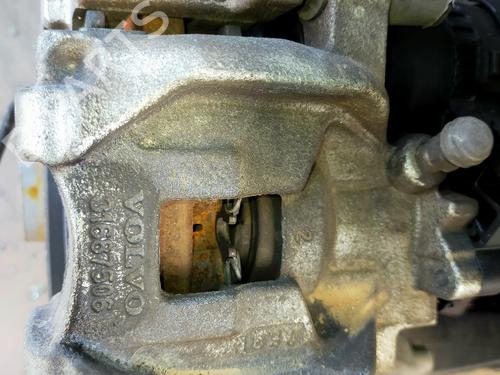 Used Left rear brake caliper VOLVO V60 II (225) D4 (190 hp) 11571339