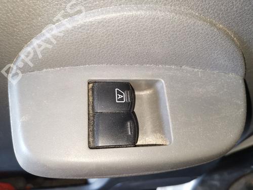 Used Left front window switch Left front window switch 38052902 38052902