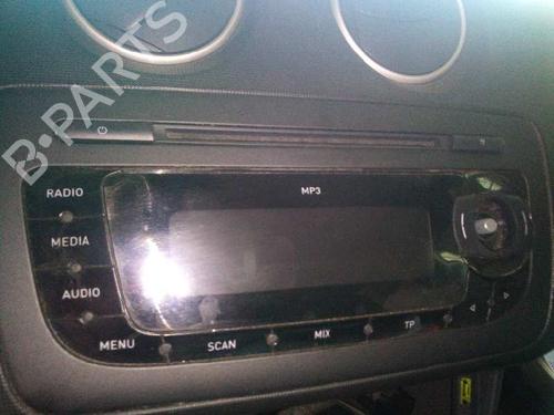 Used Radio SEAT IBIZA IV (6J5, 6P1) [2008-2017]  7643434