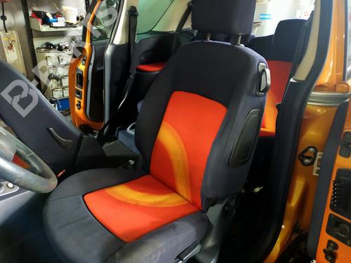 left-front-seat-peugeot-1007-km_-14-2005-8273064 main image