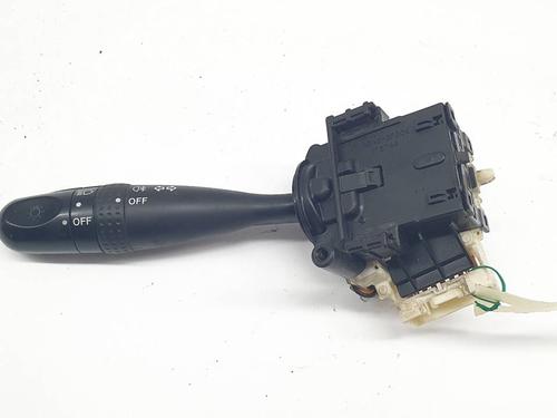 Used Headlight switch Headlight switch SUZUKI GRAND VITARA II (JT, TE, TD) 1.9 DDiS All-wheel Drive (JT419, TD44, JB419WD, JB419XD,... (129 hp) 40218632 40218632