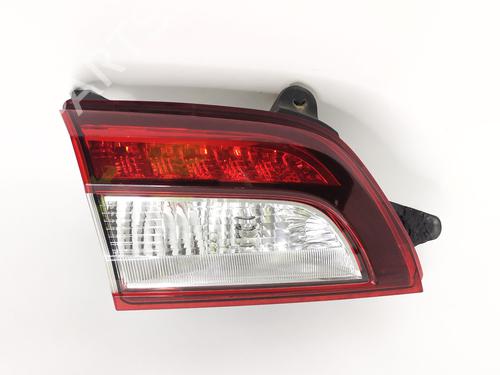 Venstre baglygte bagklap SUBARU OUTBACK (BS) [2014-2026]  32208481