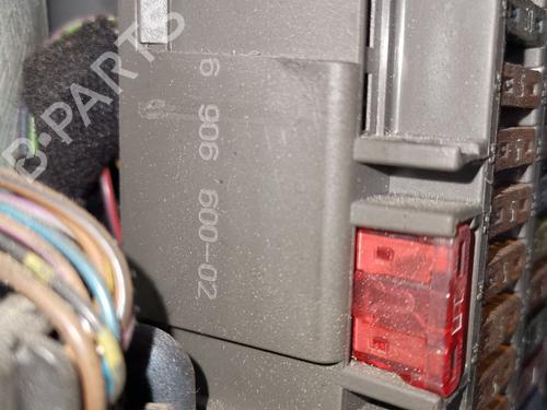 Used Fuse box MINI MINI (R50, R53) Cooper (116 hp) 30910626