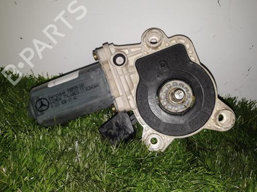 Right front window motor MERCEDES-BENZ C-CLASS (W203) C 220 CDI (203.006, 203.008) | BP23274829E20 