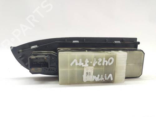 Left front window switch SUZUKI GRAND VITARA II (JT, TE, TD) 1.9 DDiS All-wheel Drive (JT419, TD44, JB419WD, JB419XD,... | BP40552433I27 - Image 3