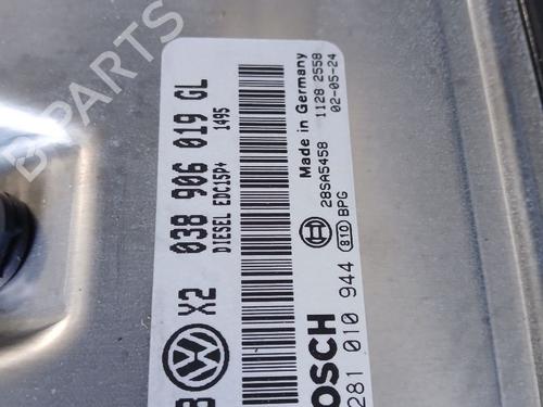 Used Engine control unit (ECU) Engine control unit (ECU) VW PASSAT B5.5 (3B3) [2000-2005] 34343563 34343563