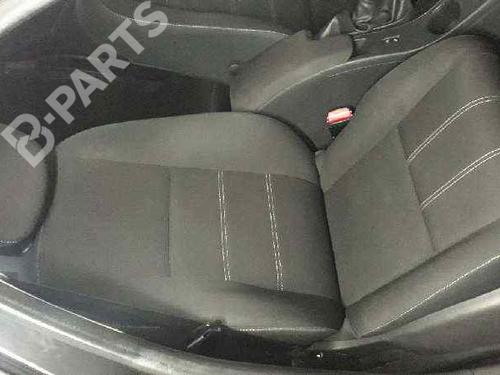 right-front-seat-renault-megane-iii-hatchback-bz01_-b3_-12-tce-bz2b-bz11-2008-8272980 main image