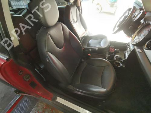 Used Right front seat Right front seat MINI MINI (R56) Cooper (120 hp) 16748944 16748944