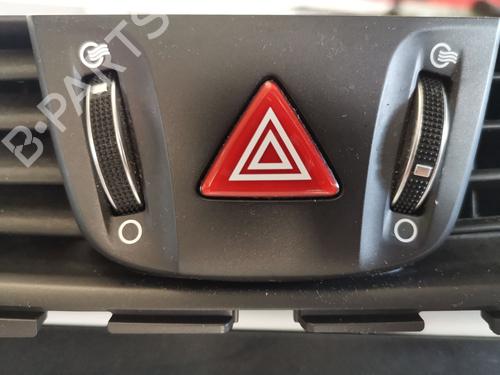 Used Warning switch HYUNDAI i30 (PDE, PD, PDEN) [2016-2025]  30172393