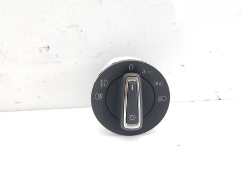 Forlygtekontakt SEAT ATECA (KH7, KHP) 1.6 TDI (115 hp) 17757525