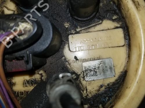Used Fuel pump VW TOURAN (1T1, 1T2) 1.9 TDI (105 hp) 10971031