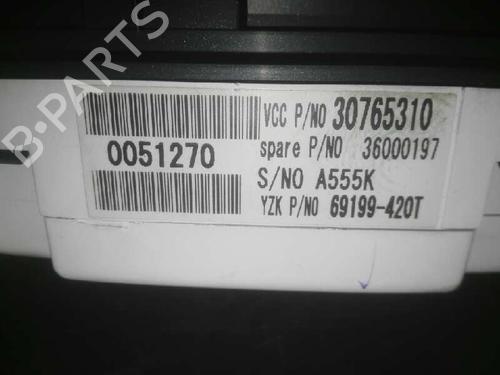 Used Instrument cluster VOLVO S40 II (544) 2.0 D (136 hp) 3169971
