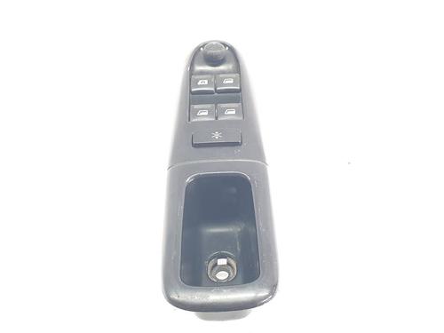 Used Left front window switch Left front window switch PEUGEOT 406 (8B) 2.0 HDI 90 (90 hp) 39751172 39751172