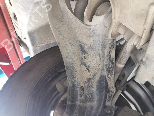 Used Left front suspension arm RENAULT KANGOO / GRAND KANGOO II (KW0/1_) [2008-2025]  25008679