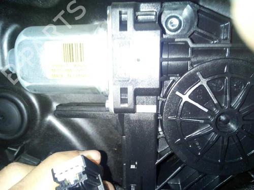 Used Right rear window motor VOLVO XC60 I SUV (156) D3 (150 hp) 3647404