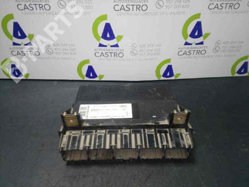 Used Comfort control module Comfort control module FORD FIESTA V (JH_, JD_) 1.3 (69 hp) 4927056 4927056