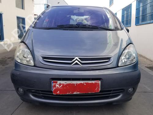 Right headlight CITROËN XSARA PICASSO (N68) 2.0 HDi | BP30389434C29 