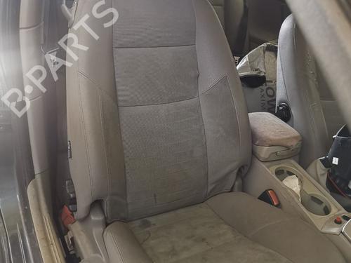 Used Right front seat VOLVO C30 (533) [2006-2013]  27466544