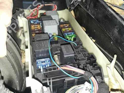 Used Fuse box Fuse box MERCEDES-BENZ E-CLASS (W211) E 320 CDI 4-matic (211.089) (224 hp) 32865370 32865370