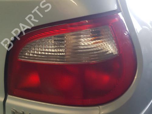 Używane Lampa tylna prawa RENAULT MEGANE I (BA0/1_) 1.4 16V (BA0D, BA1H, BA0W, BA10) (95 hp) 30385630