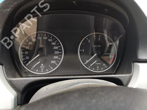 Used Instrument cluster BMW 3 (E90) 320 d (163 hp) 18426798