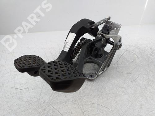 Used Break pedal Break pedal BMW 1 (E87) 118 d (143 hp) 9949759 9949759